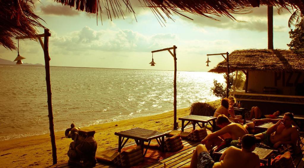 The Blue Parrot Hotel Ko Pha Ngan Buitenkant foto